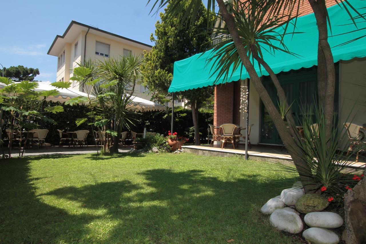 מרינה די מסה Hotel Vera מראה חיצוני תמונה